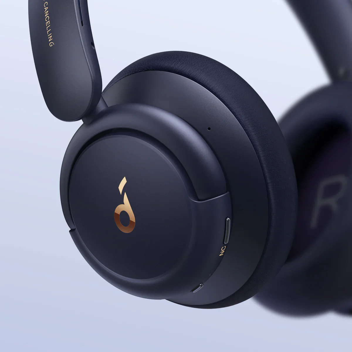soundcore Q30 | Bluetooth Noise Cancelling Headphones - Image 8